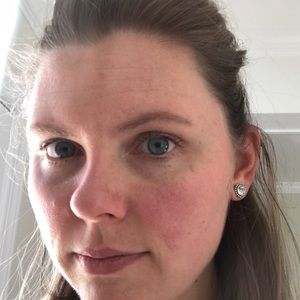 Meet your Posher, Hillary